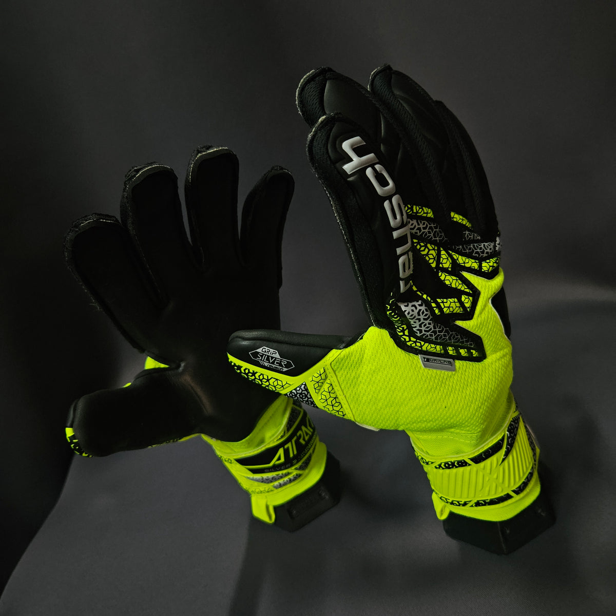 REUSCH - Attrakt Silver