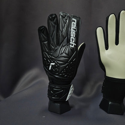 REUSCH - Attrakt Starter Solid