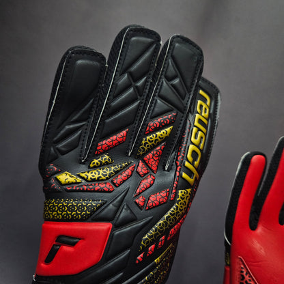 REUSCH - Attrakt Grip