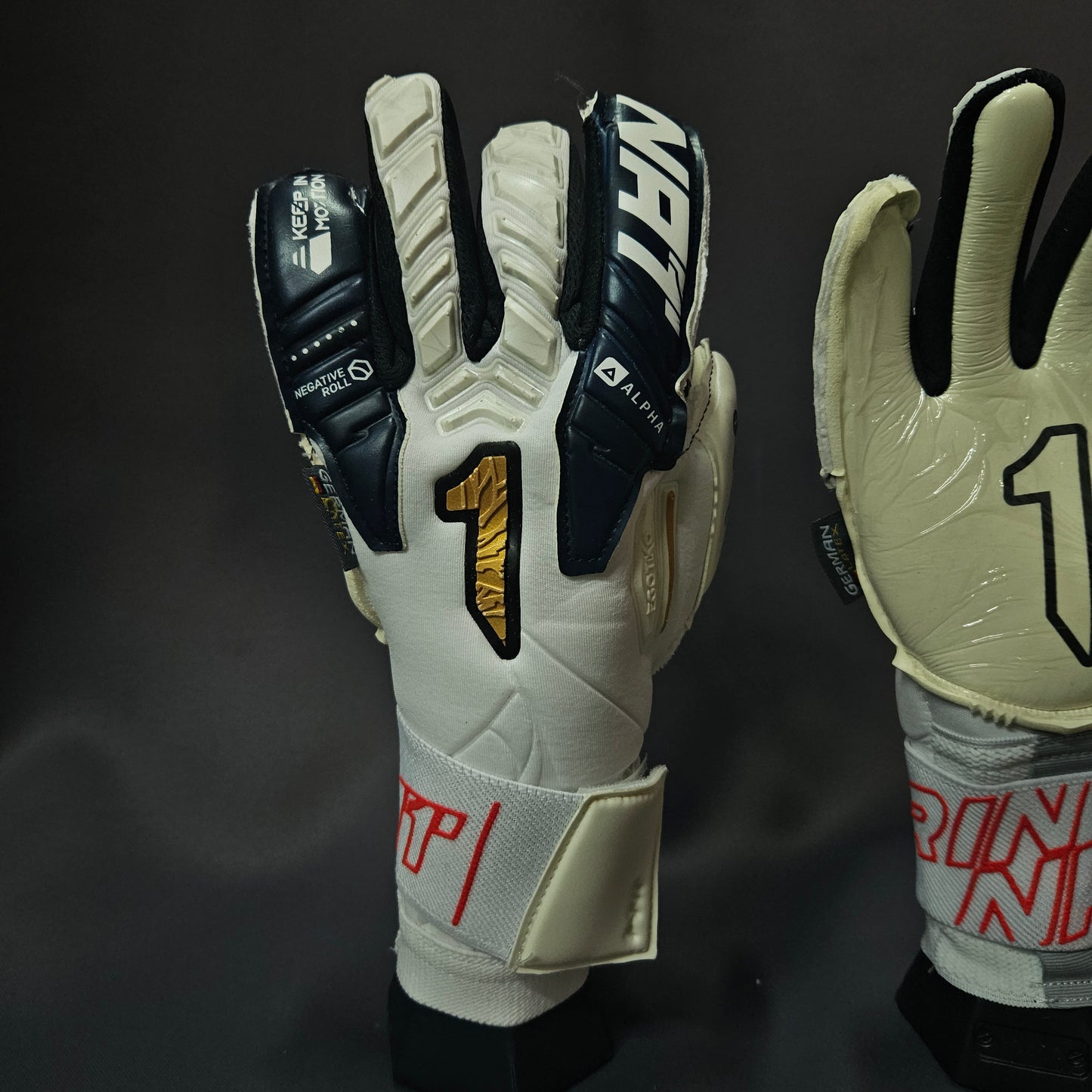 RINAT - Egotiko Vengador Alpha Premium INFANTIL