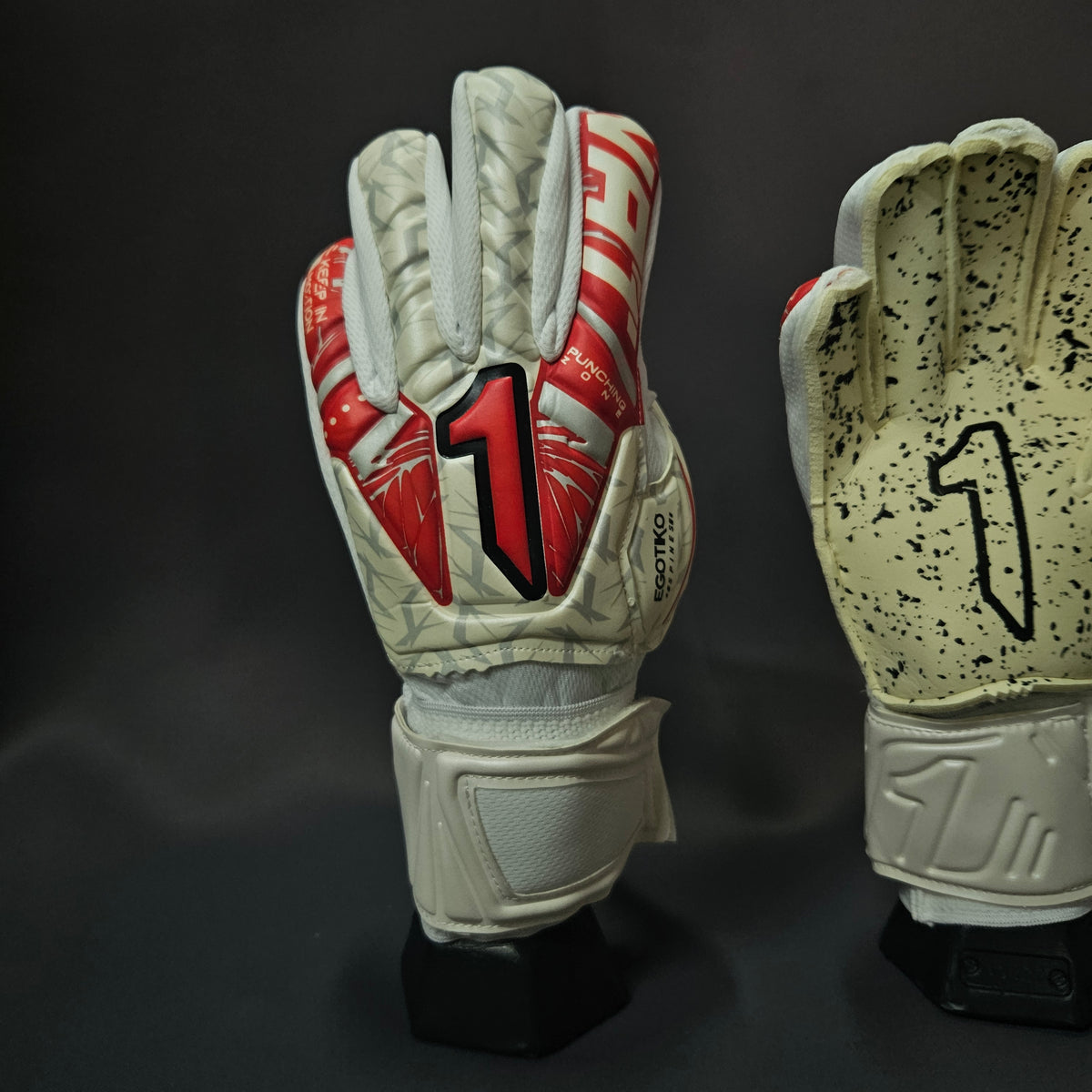RINAT - Egotiko Vengador Spine TURF