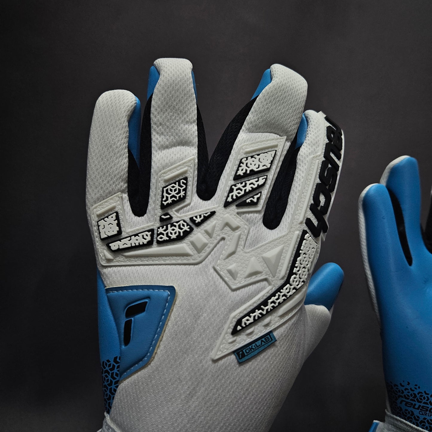 REUSCH - Attrakt Freegel Aqua PRO